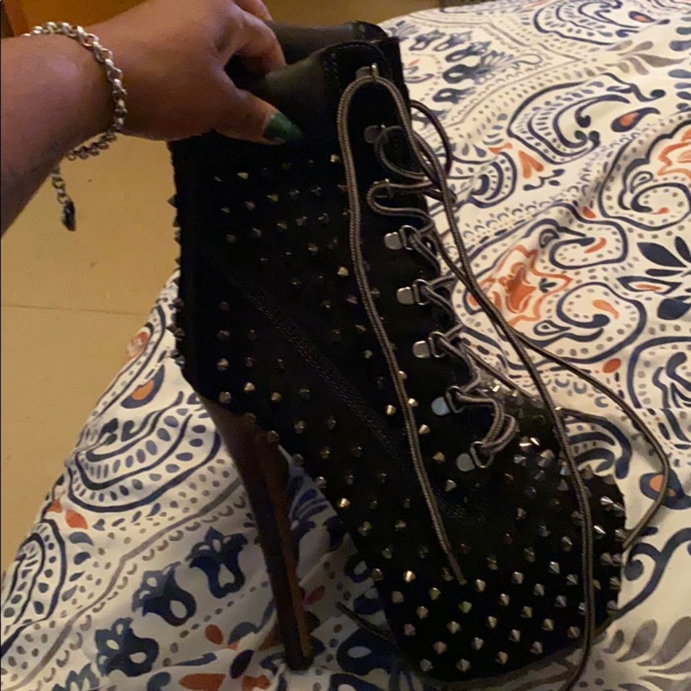 Shoes